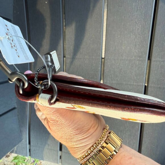 Coach Cherry Sparkle Print Wristlet Clutch NWT - Picture 4 of 10